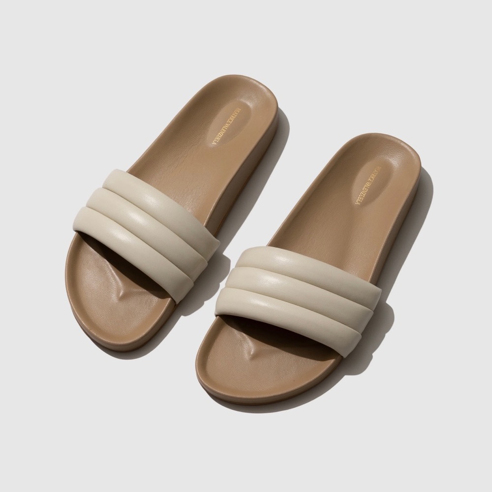 Beatrice Valenzuela Shell Classic Sandalia size 8